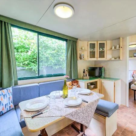 Casa de Férias Locazione Turistica San Benedetto Camping Relais-3 Peschiera del Garda